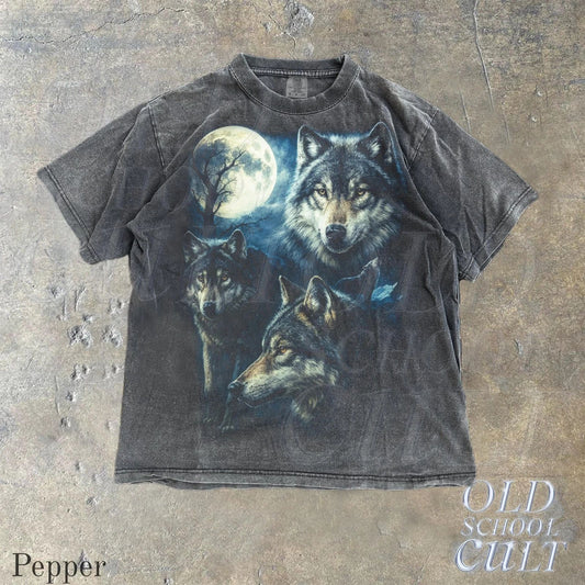 Vintage Wolf T-Shirt 90s Grunge Alpha Moon Nature Y2K Streetwear Tee